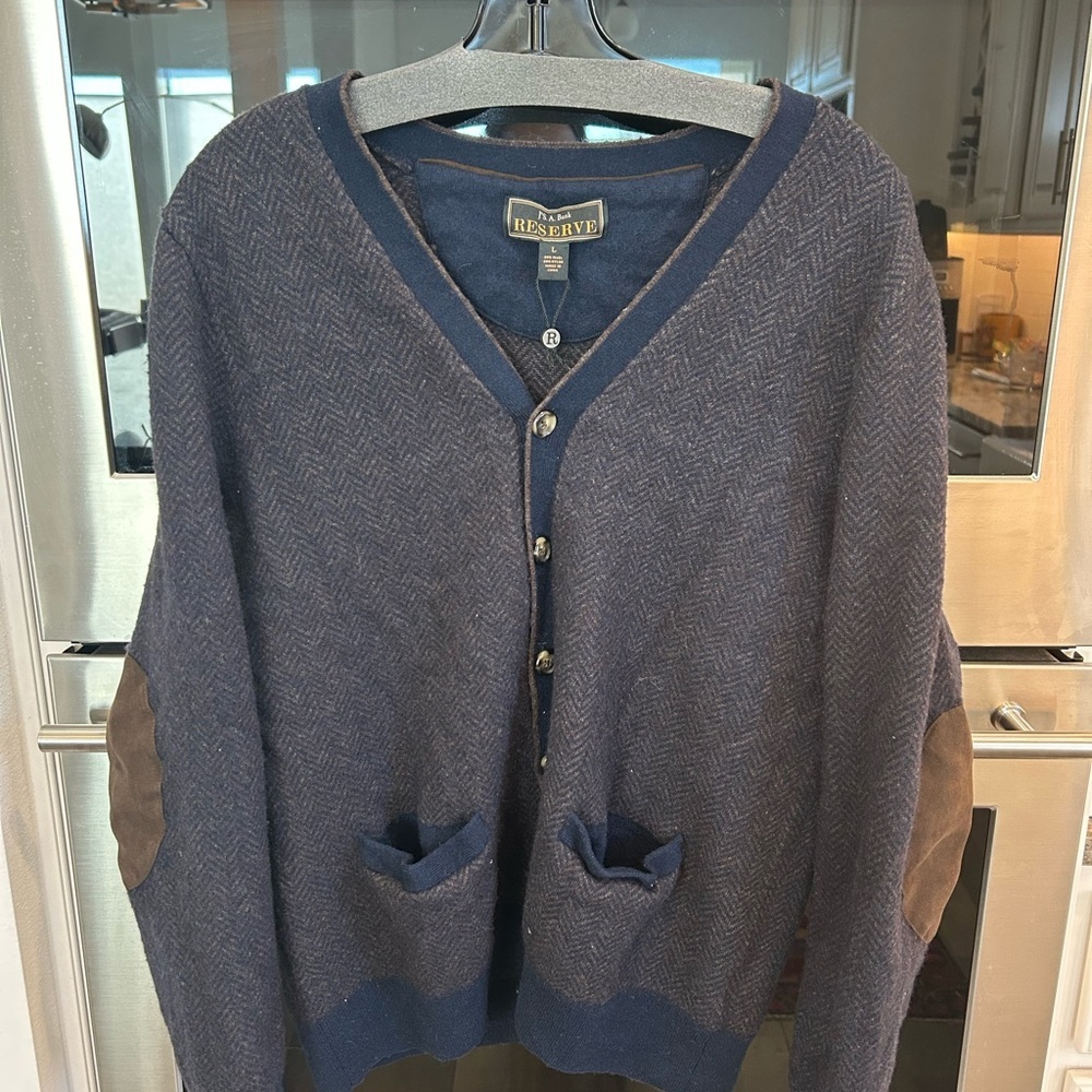 Jos. A. Bank Men's Blue and Brown Cardigan w suede patches L  has piling